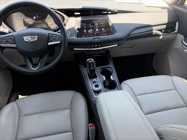 2023 Cadillac XT4 FWD Premium Luxury