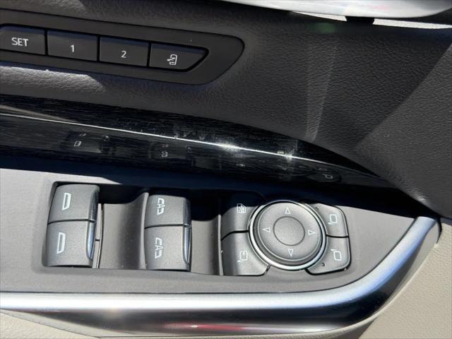 2023 Cadillac XT4 FWD Premium Luxury