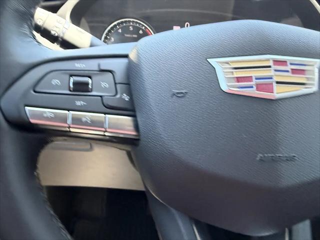 2023 Cadillac XT4 FWD Premium Luxury