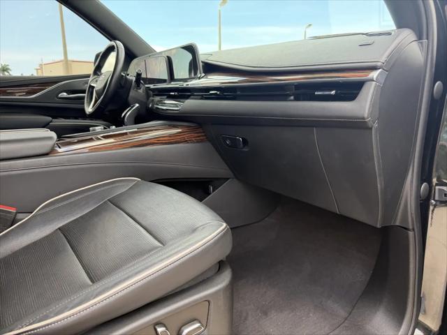 2022 Cadillac Escalade 2WD Premium Luxury