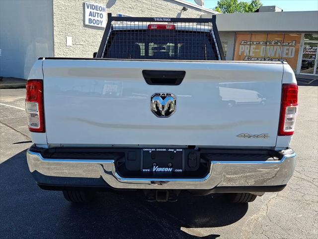 2024 Ram 3500 Tradesman Crew Cab 4x4 6'4" Box
