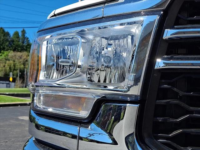 2024 Ram 3500 Tradesman Crew Cab 4x4 6'4" Box