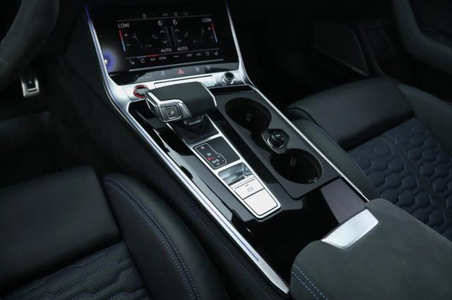 2025 Audi RS 6 Avant Performance quattro tiptronic