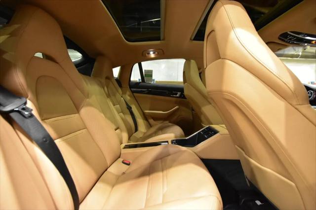 2018 Porsche Panamera 4S