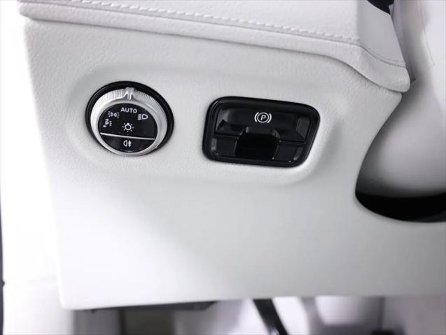 2026 Mercedes-Benz EQE 320 EQE 320