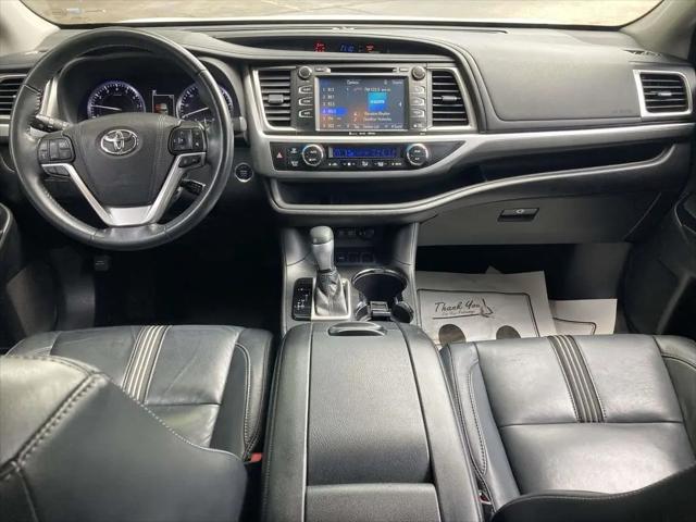 2018 Toyota Highlander SE
