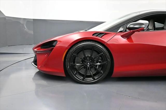 2024 McLaren Artura Vision