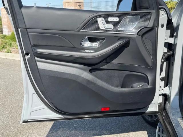 2025 Mercedes-Benz GLS AMG GLS 63 4MATIC+
