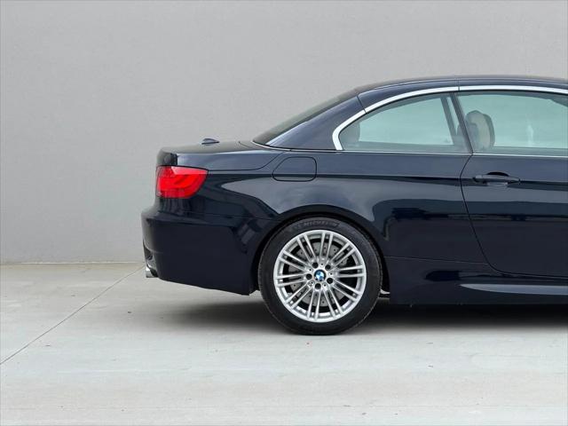 2011 BMW M3 Standard