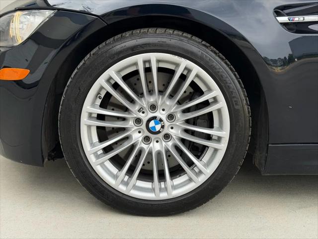 2011 BMW M3 Standard