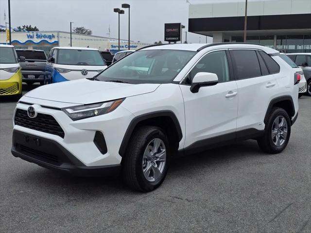 2025 Toyota RAV4 Hybrid XLE
