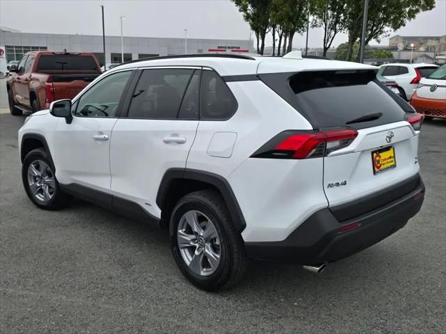 2025 Toyota RAV4 Hybrid XLE