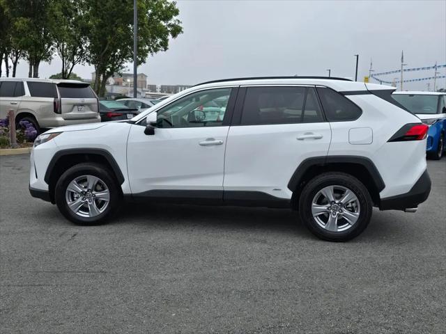 2025 Toyota RAV4 Hybrid XLE