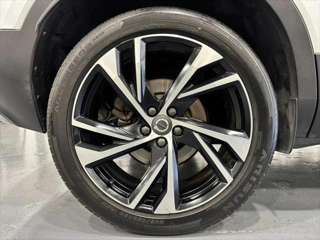 2020 Volvo XC40 T4 R-Design