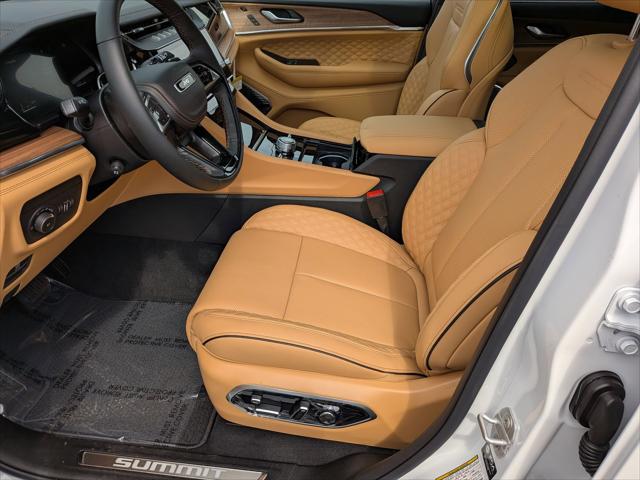 2026 Jeep Grand Cherokee L Summit 4x4