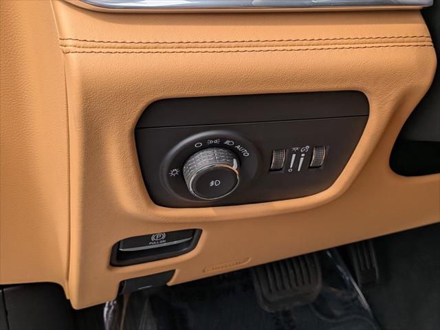 2026 Jeep Grand Cherokee L Summit 4x4