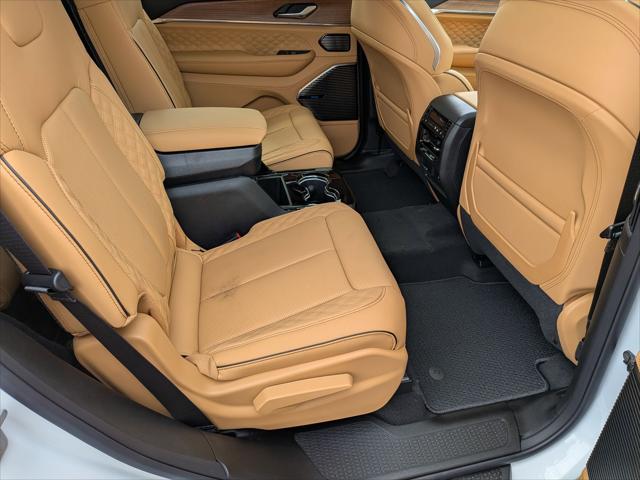 2026 Jeep Grand Cherokee L Summit 4x4