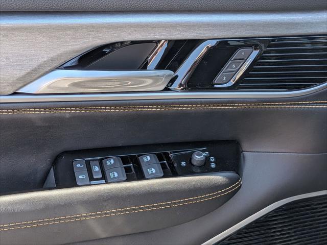 2026 Jeep Grand Wagoneer L 4x4