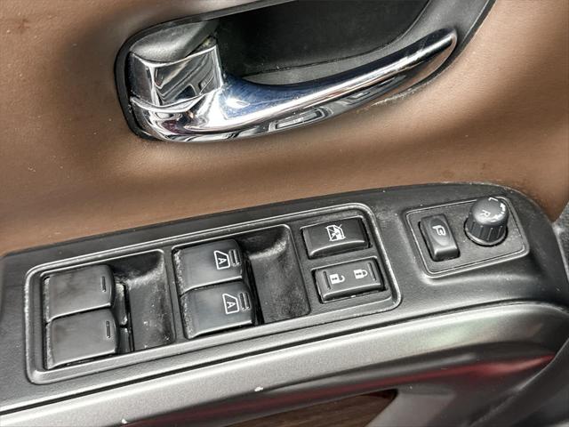 2017 Nissan Titan Platinum Reserve