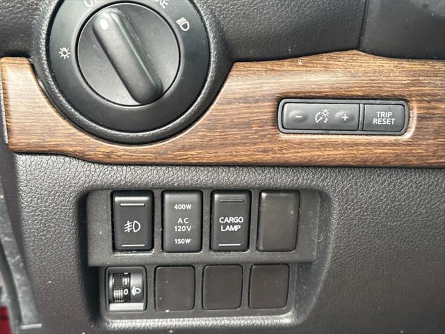 2017 Nissan Titan Platinum Reserve