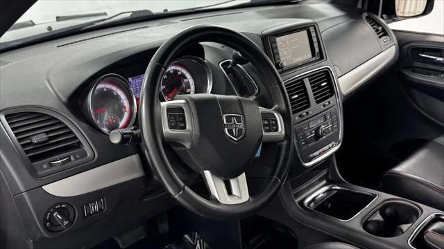 2016 Dodge Grand Caravan R/T