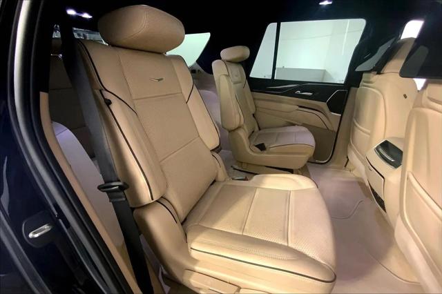 2023 Cadillac Escalade 4WD Premium Luxury