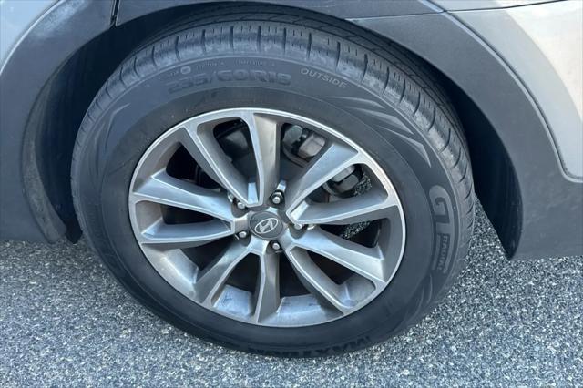 2018 Hyundai Santa Fe SE