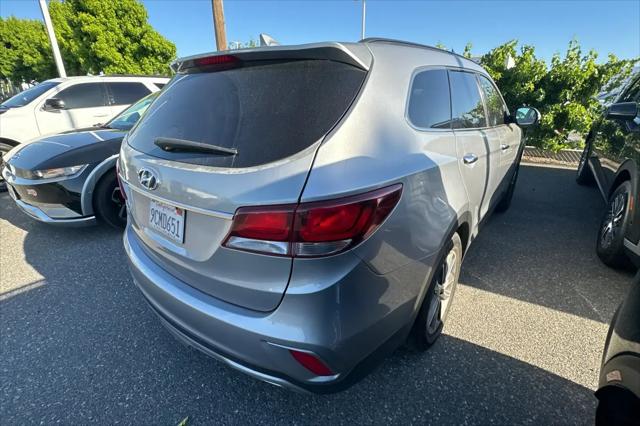 2018 Hyundai Santa Fe SE