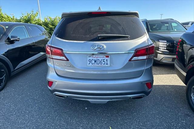 2018 Hyundai Santa Fe SE