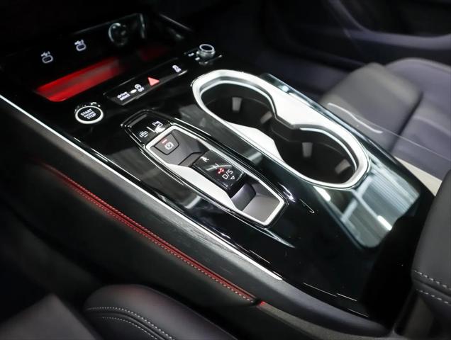 2026 Audi A6 Premium Plus quattro S tronic