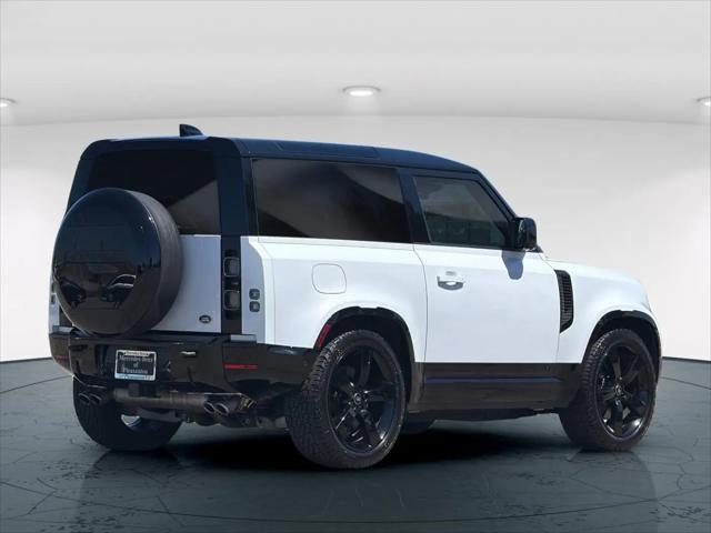 2023 Land Rover Defender 90 V8