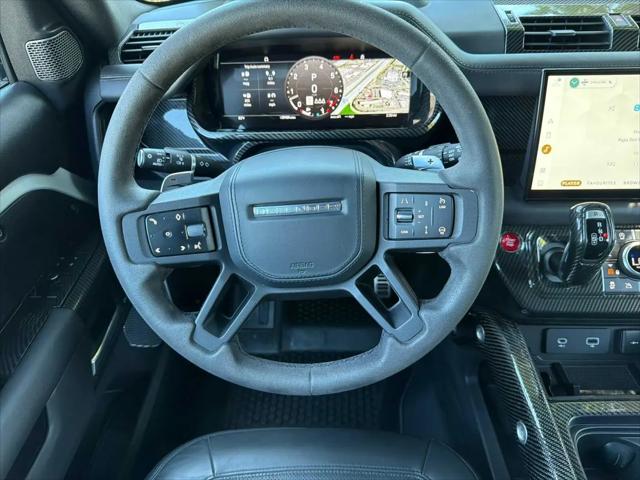 2023 Land Rover Defender 90 V8