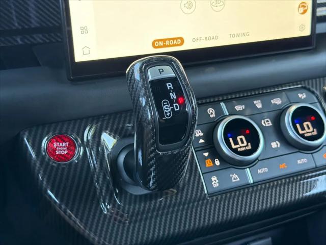2023 Land Rover Defender 90 V8