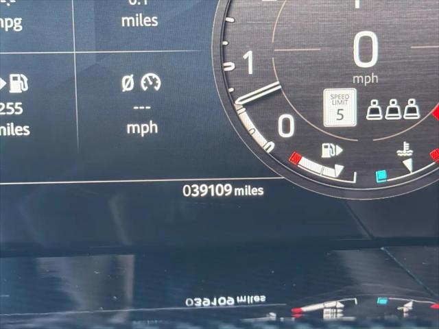 2023 Land Rover Defender 90 V8
