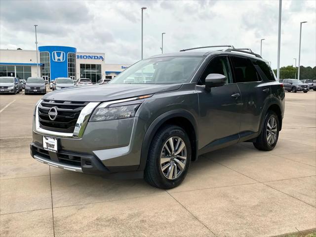 2025 Nissan Pathfinder SL FWD