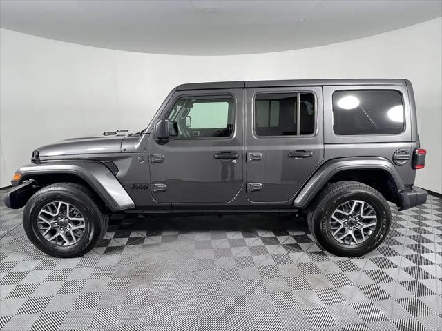 2025 Jeep Wrangler 4-Door Sahara 4x4