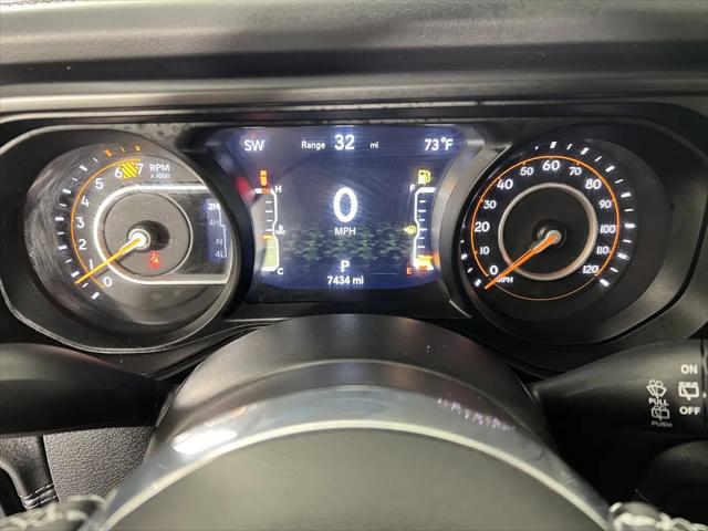 2025 Jeep Wrangler 4-Door Sahara 4x4