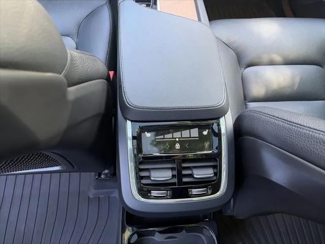 2023 Volvo XC90 B6 Plus 6-Seater