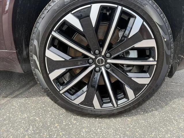 2026 Volvo XC90 Plug-In Hybrid Ultra, T8 AWD, Electric/Gasoline, Bright, 7 Seats