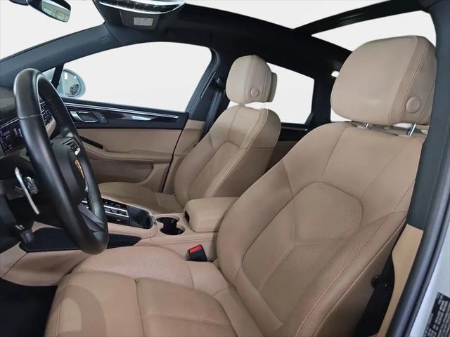 2022 Porsche Macan Macan