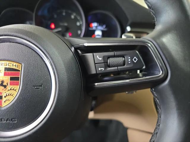 2022 Porsche Macan Macan