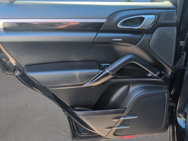 2018 Porsche Cayenne Cayenne