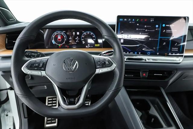 2026 Volkswagen Tiguan SEL R-Line Turbo