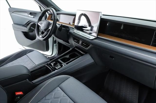 2026 Volkswagen Tiguan SEL R-Line Turbo
