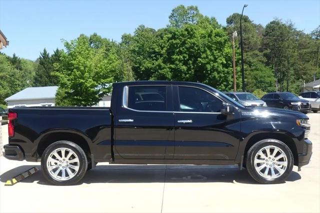 2022 Chevrolet Silverado 1500 4WD Crew Cab Short Bed High Country
