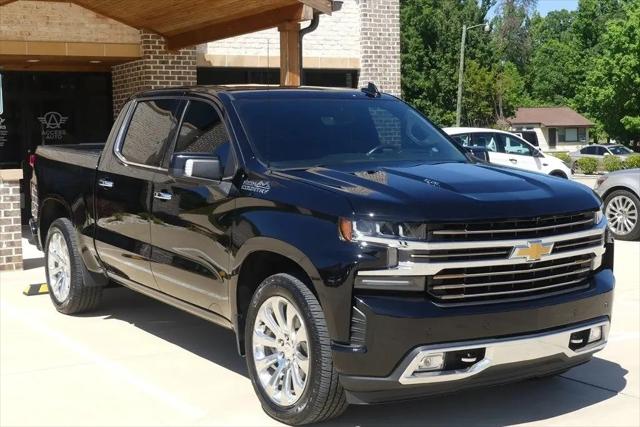 2022 Chevrolet Silverado 1500 4WD Crew Cab Short Bed High Country