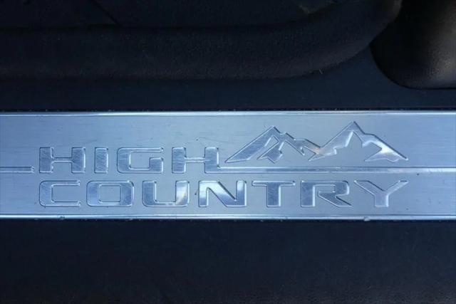 2022 Chevrolet Silverado 1500 4WD Crew Cab Short Bed High Country
