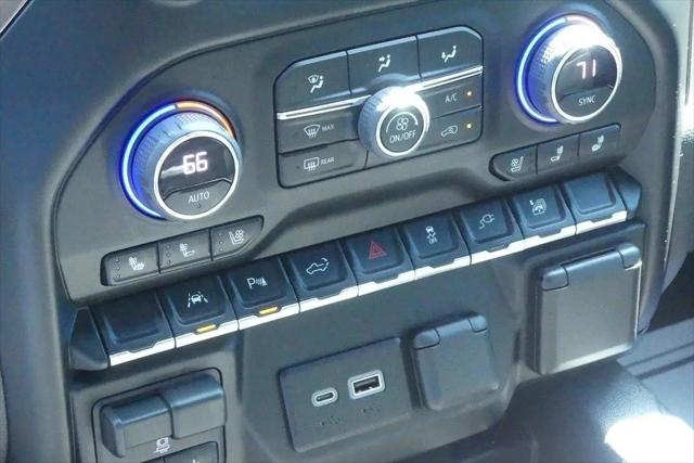 2022 Chevrolet Silverado 1500 4WD Crew Cab Short Bed High Country