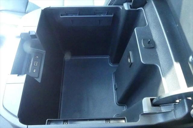 2022 Chevrolet Silverado 1500 4WD Crew Cab Short Bed High Country