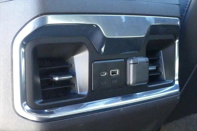 2022 Chevrolet Silverado 1500 4WD Crew Cab Short Bed High Country